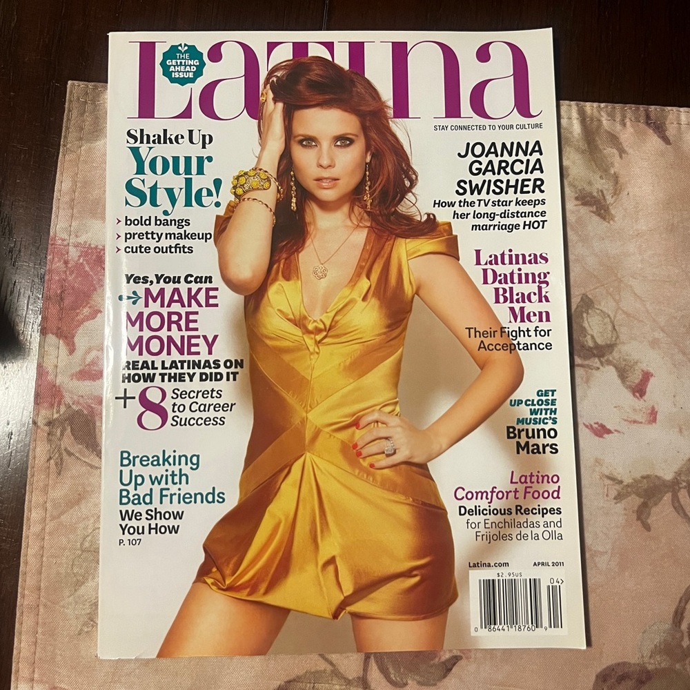 April, 2011 Latina Magazine with Joanna Garcia Swisher - Vintage